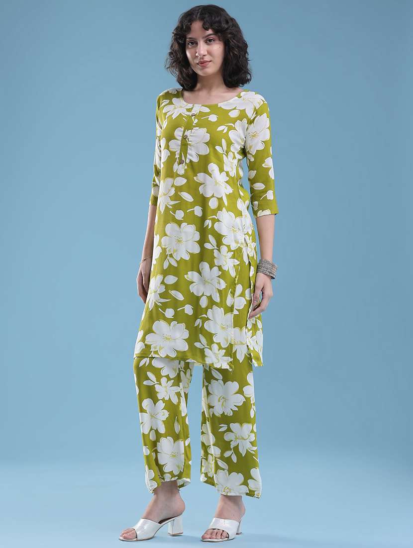 women floral three quarter sleeve ethnic co-ord set - 22460340 -  Standard Image - 3