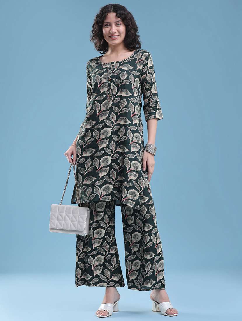 women printed three quarter sleeve ethnic co-ord set