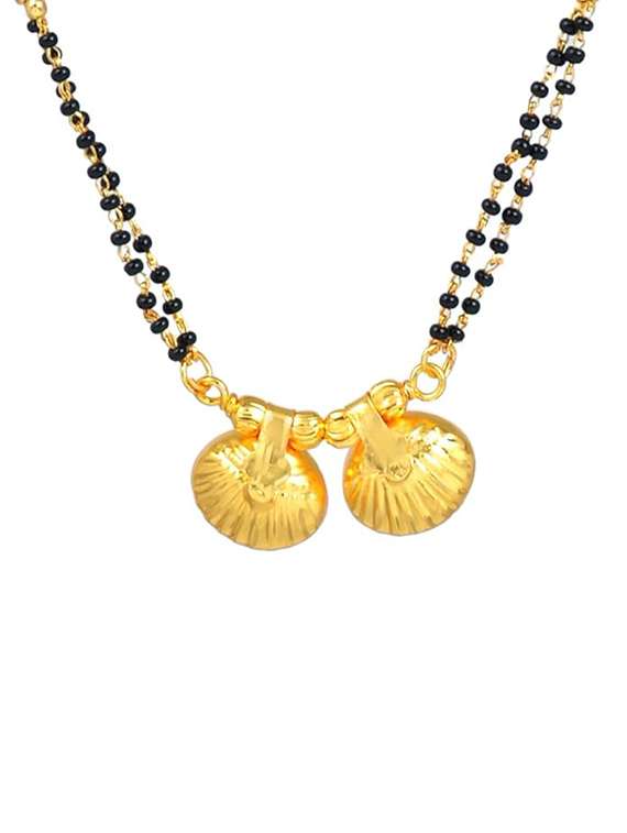 women gold beads mangalsutra