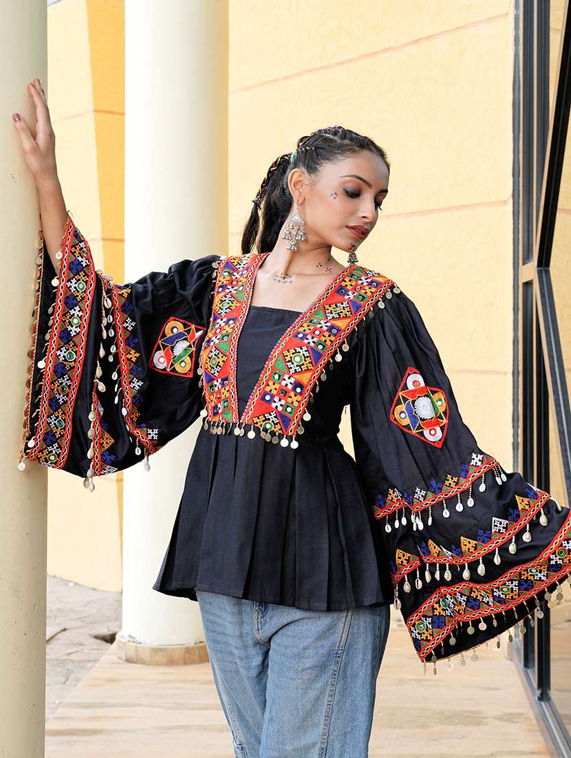 women black cotton flared kurti - 22460955 -  Standard Image - 5