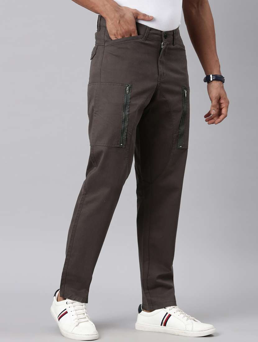 men solid mid rise regular fit cargo  - 22461032 -  Standard Image - 3