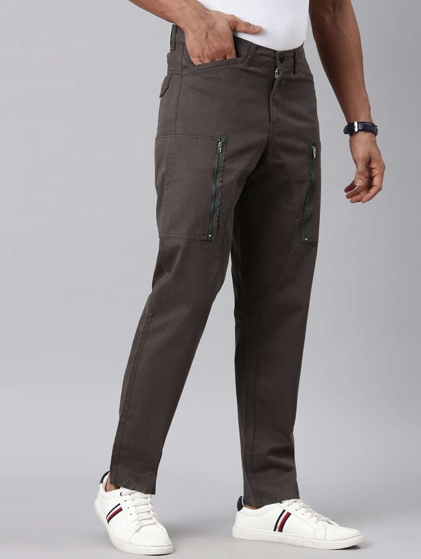 men solid mid rise regular fit cargo  - 22461032 -  Standard Image - 5