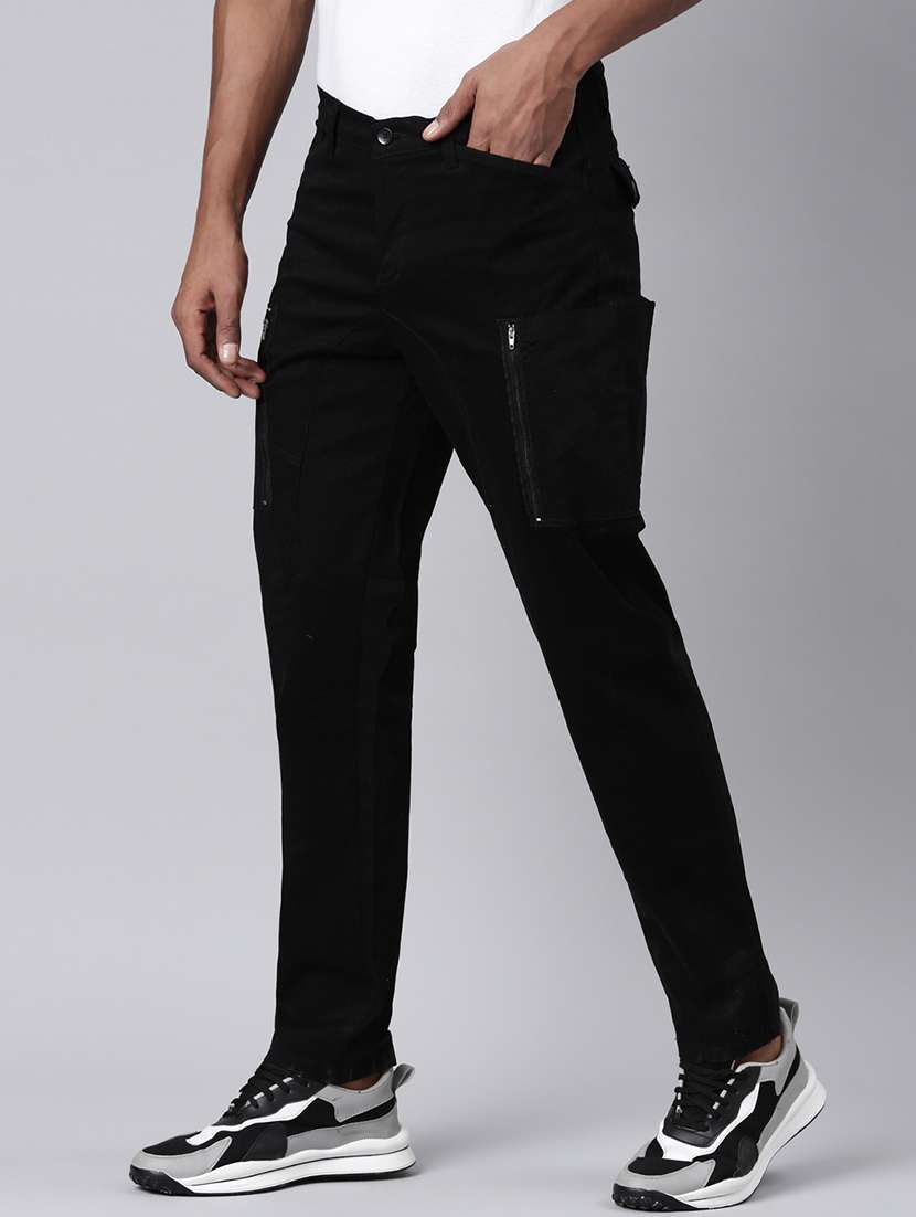 men solid mid rise regular fit cargo 