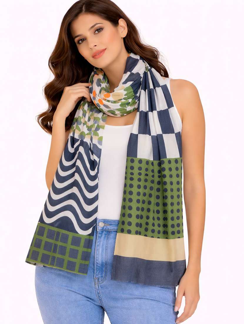 women geometric printed scarf