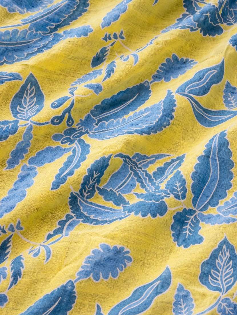 women printed scarf - 22461172 -  Standard Image - 3