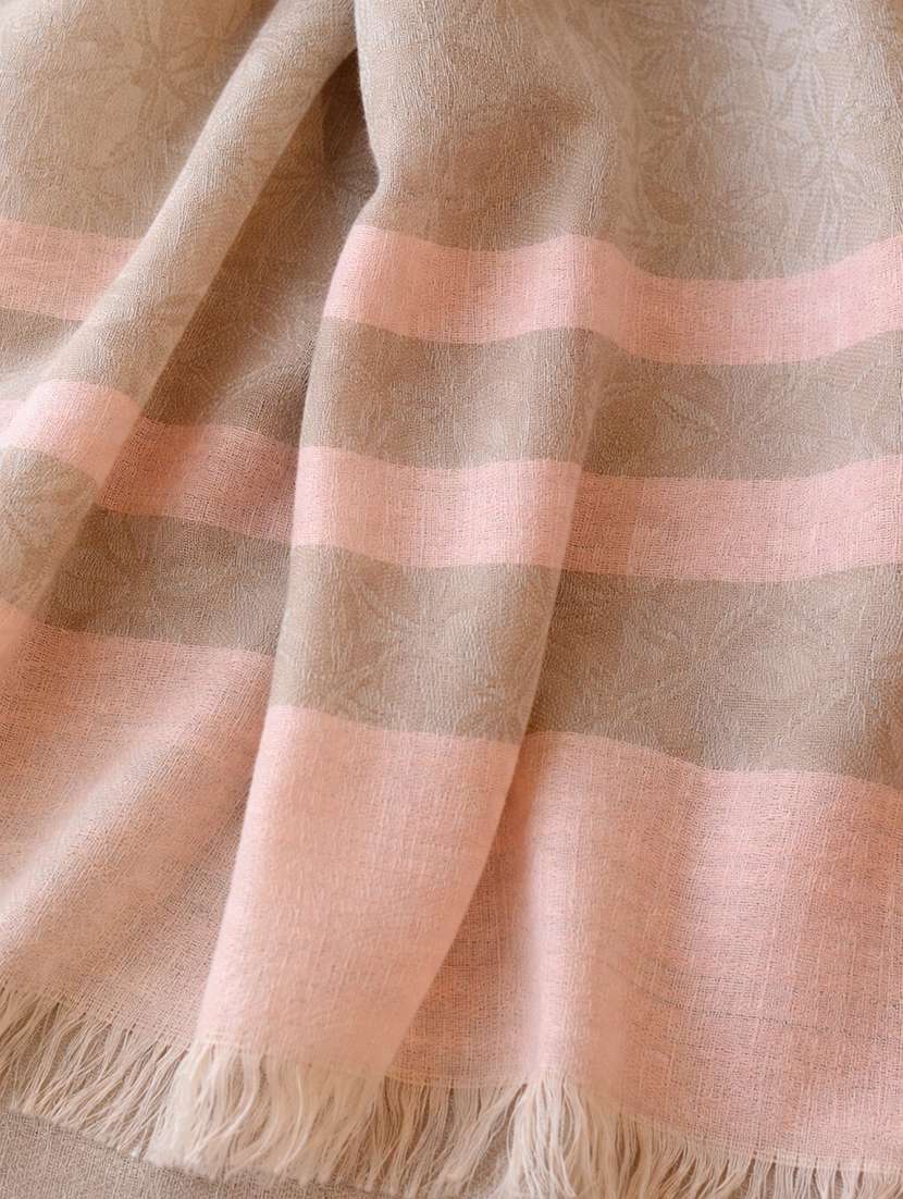 womne beige wool scarf - 22461218 -  Standard Image - 3