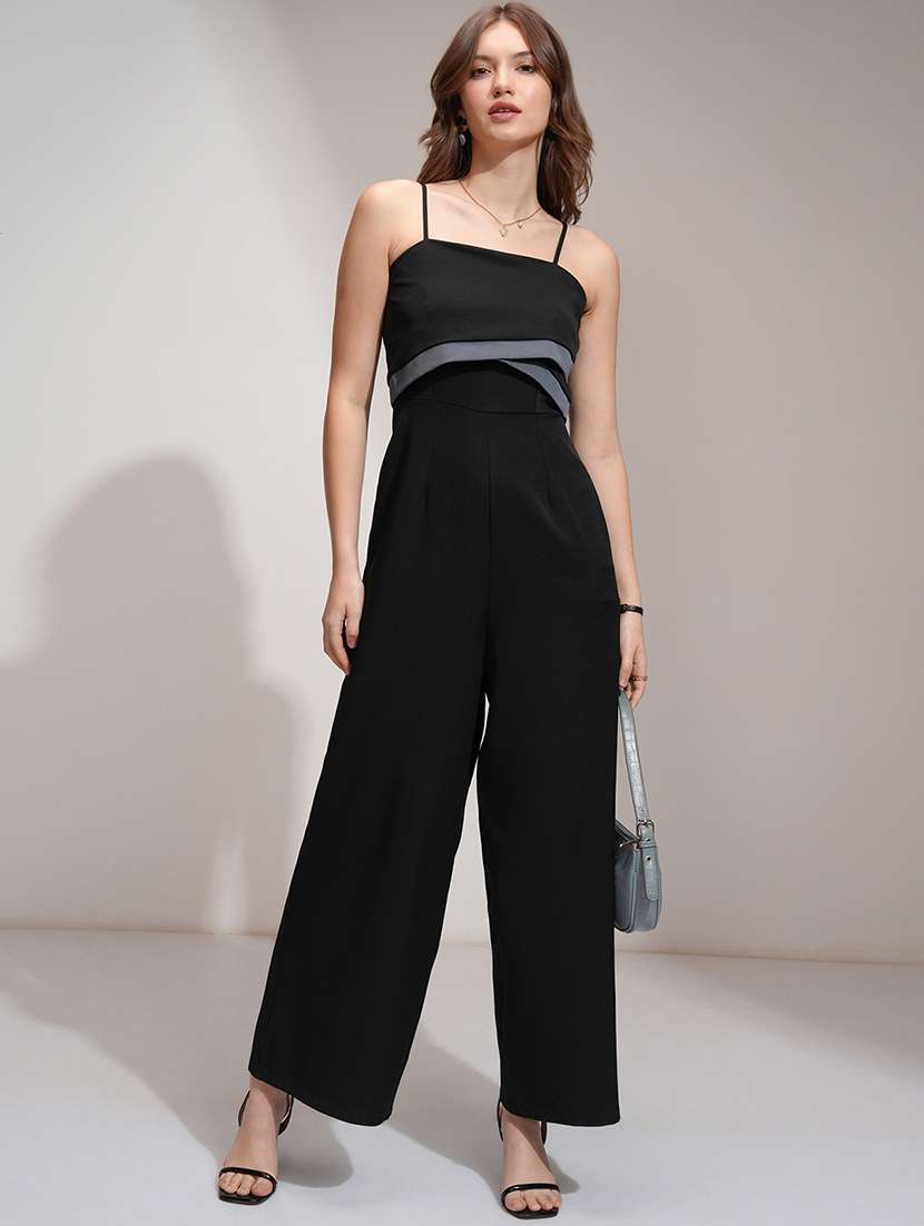 women black solid shoulder strap jumpsuit