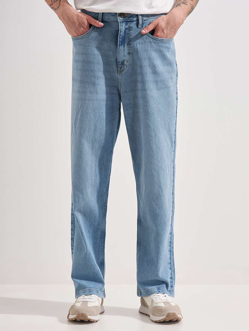 men washed mid rise full length relaxed fit jeans