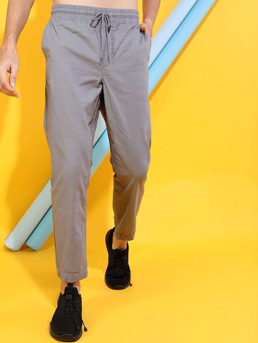 men solid cotton regular fit casual trouser