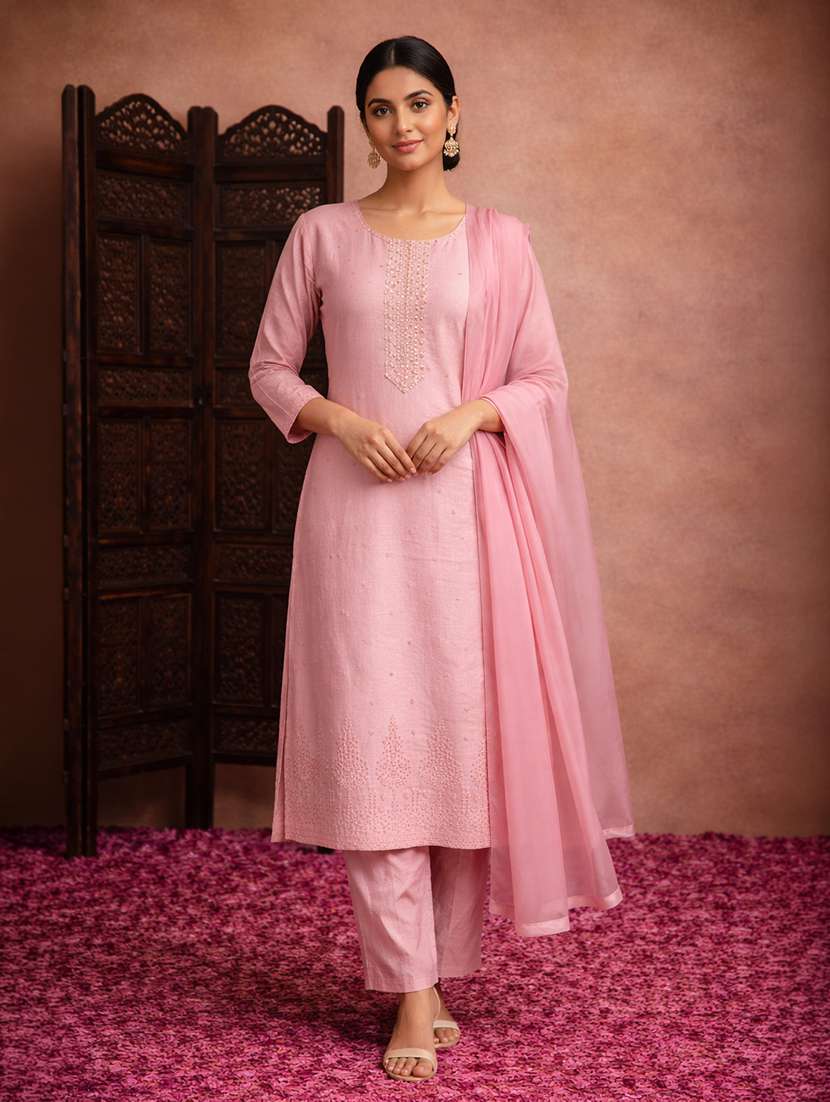 women floral straight kurta set