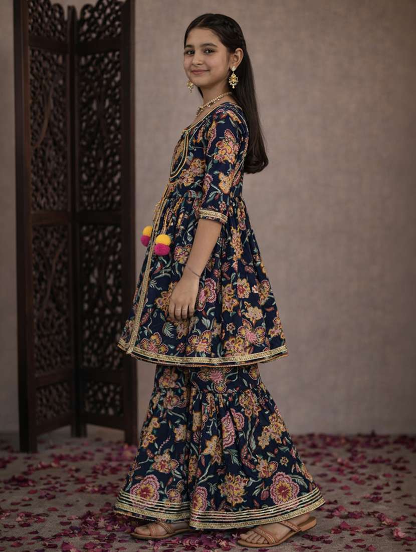 girl green cotton kurta sharara set suit set - 22463272 -  Standard Image - 3