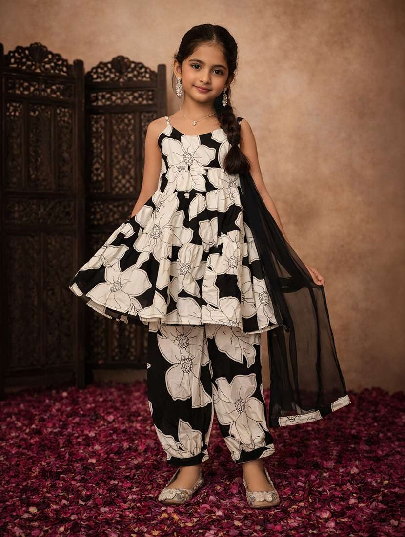 girls white cotton kurta salwar set suit set