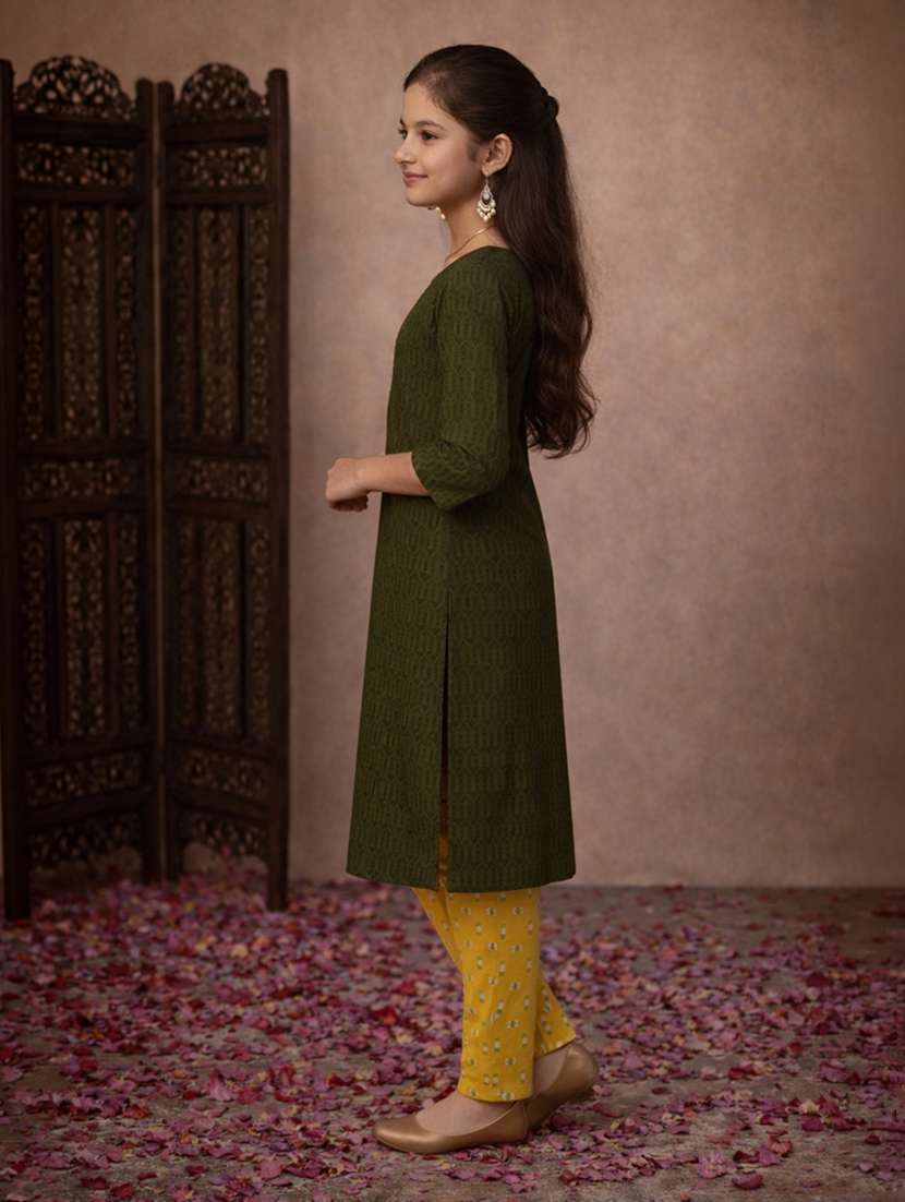 girl green cotton straight kurti - 22463282 -  Standard Image - 3