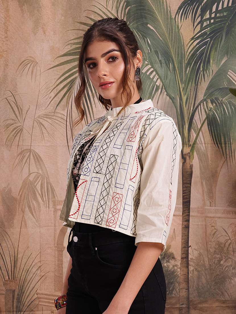 women self design cream cotton summer jacket - 22463327 -  Standard Image - 3