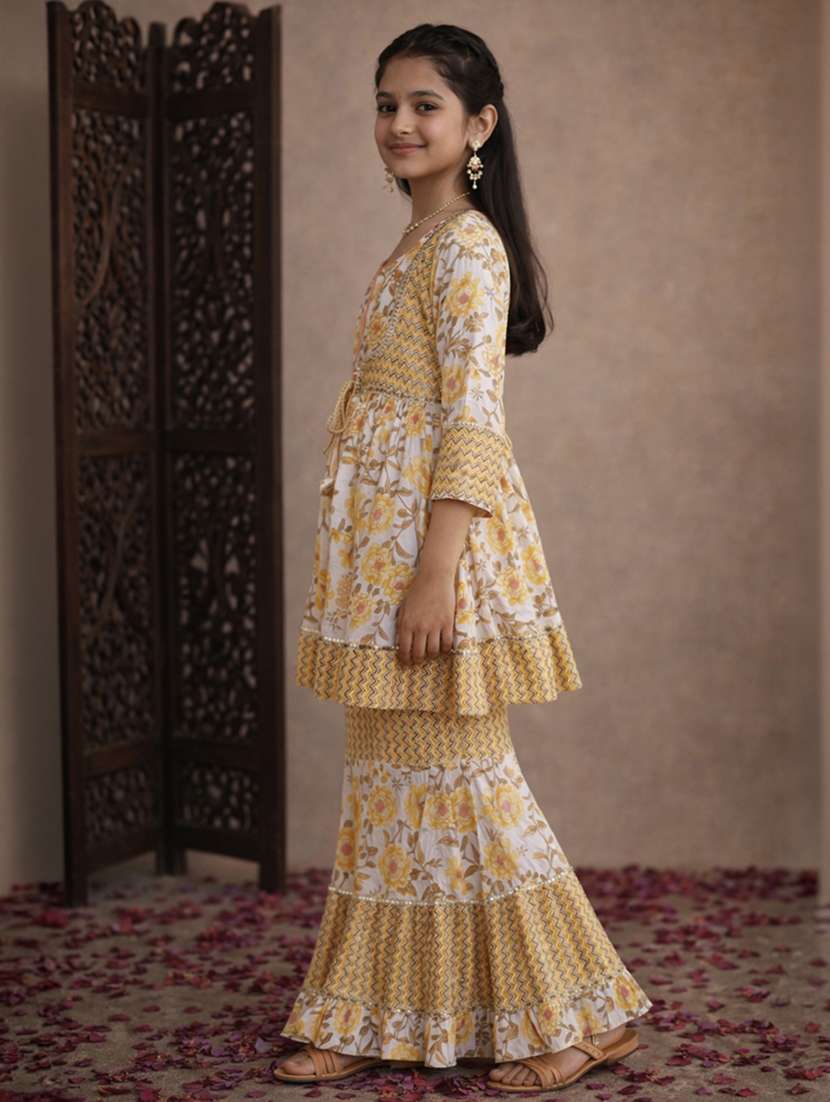 girl cream cotton kurta sharara set suit set - 22463433 -  Standard Image - 3