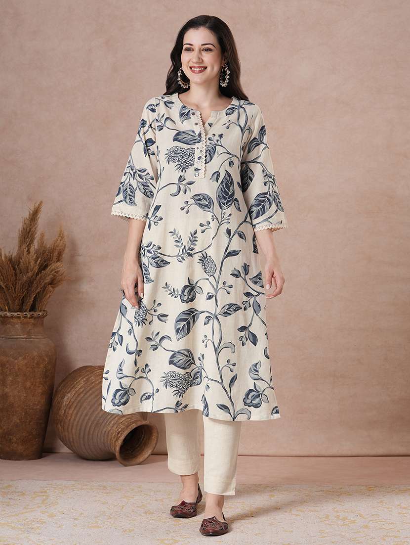 women three quarter sleeve a-line kurta