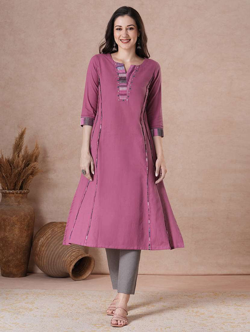 women three quarter sleeve straight kurta