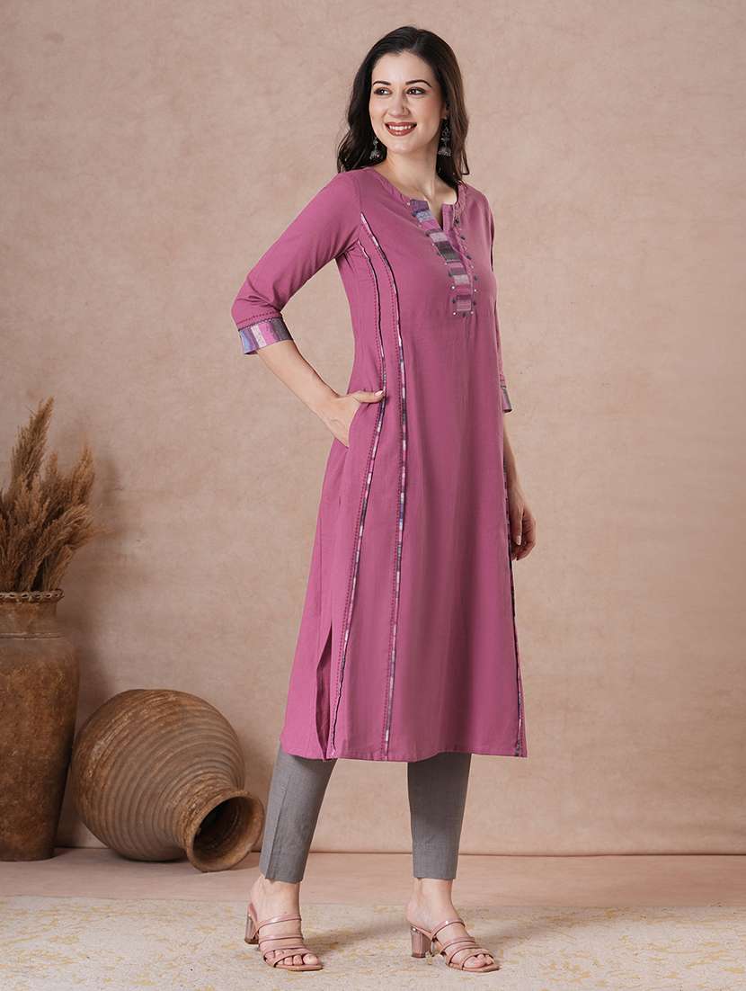women three quarter sleeve straight kurta - 22463485 -  Standard Image - 3