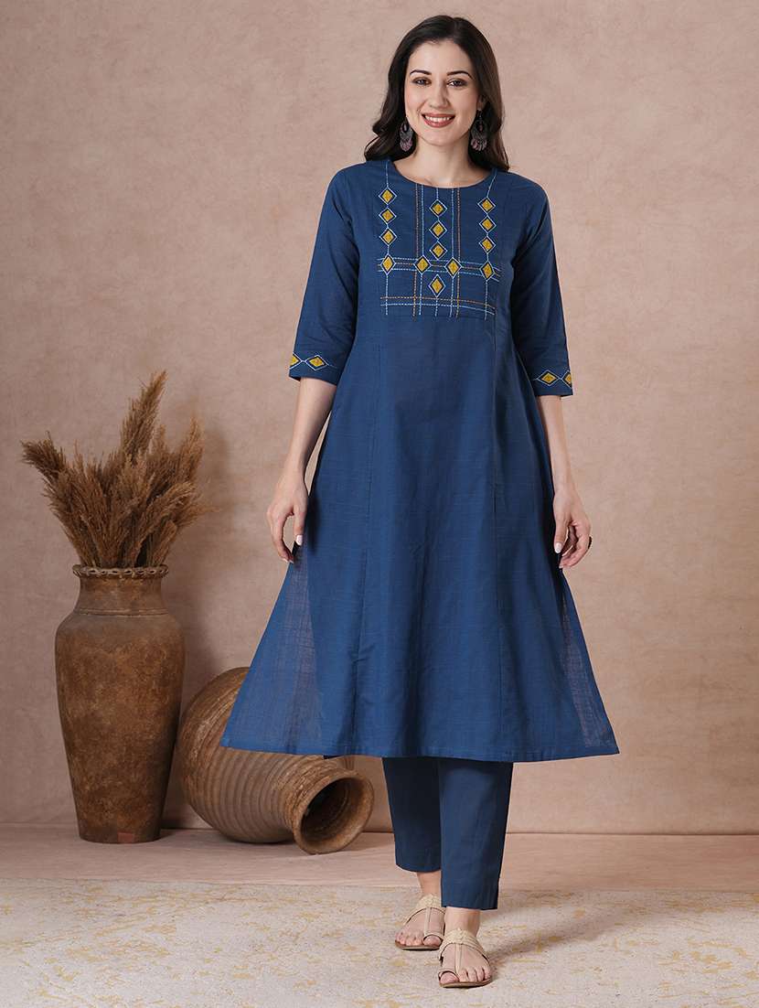 women three quarter sleeve a-line kurta