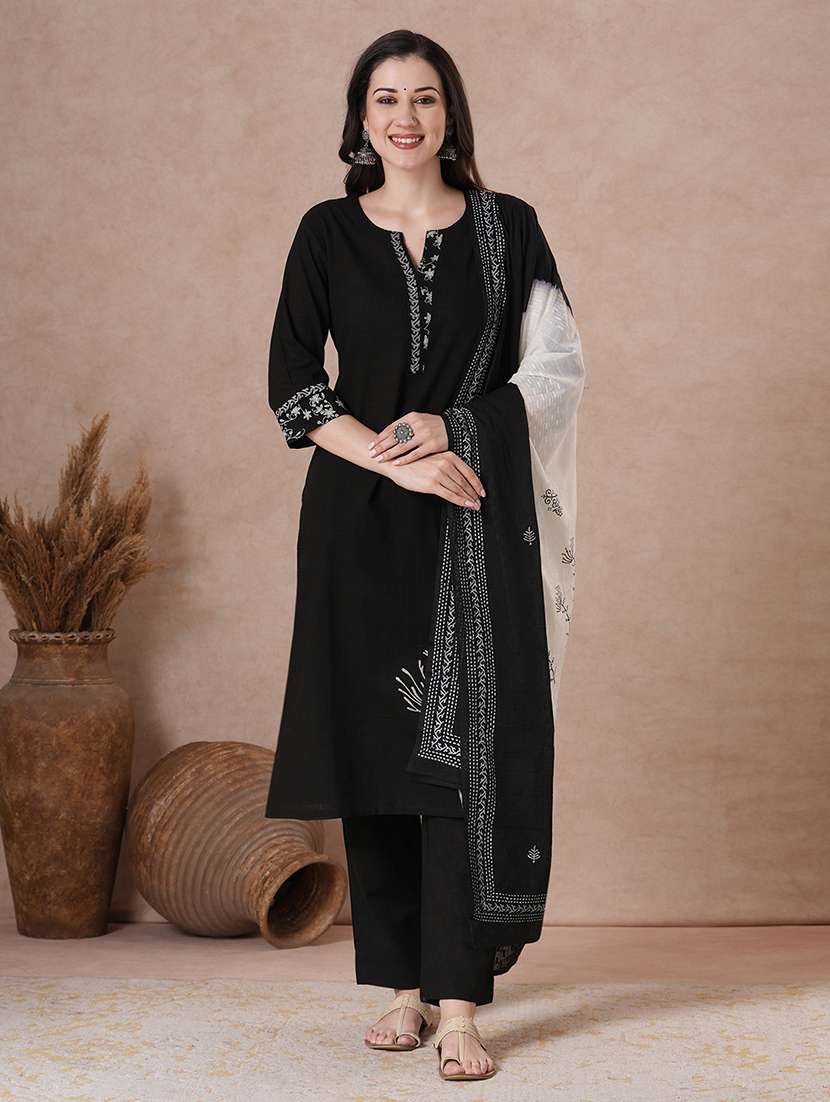  women black solids kurta dupatta set