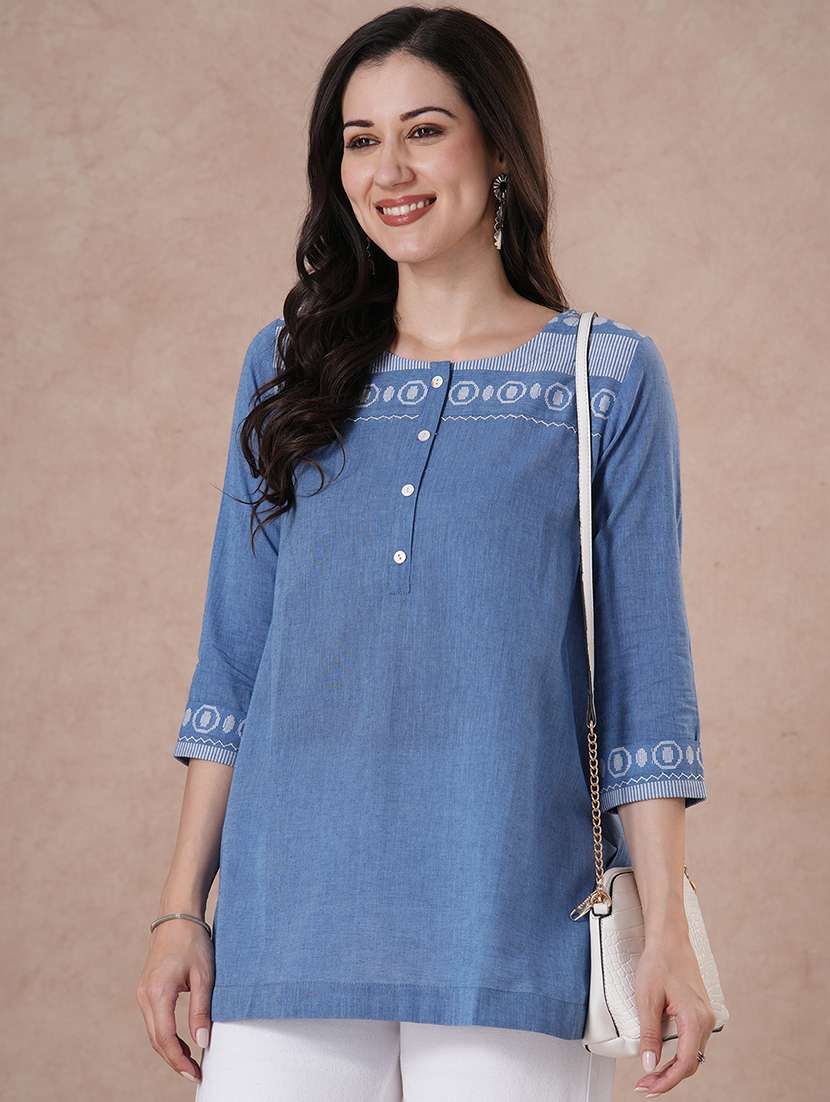 women geometric blue cotton regular top