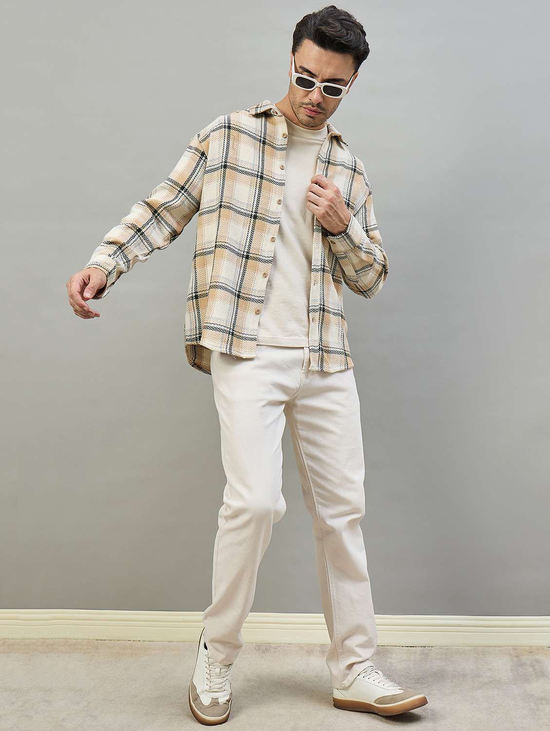 men checkered long sleeve oversized casual shirt - 22463546 -  Standard Image - 5