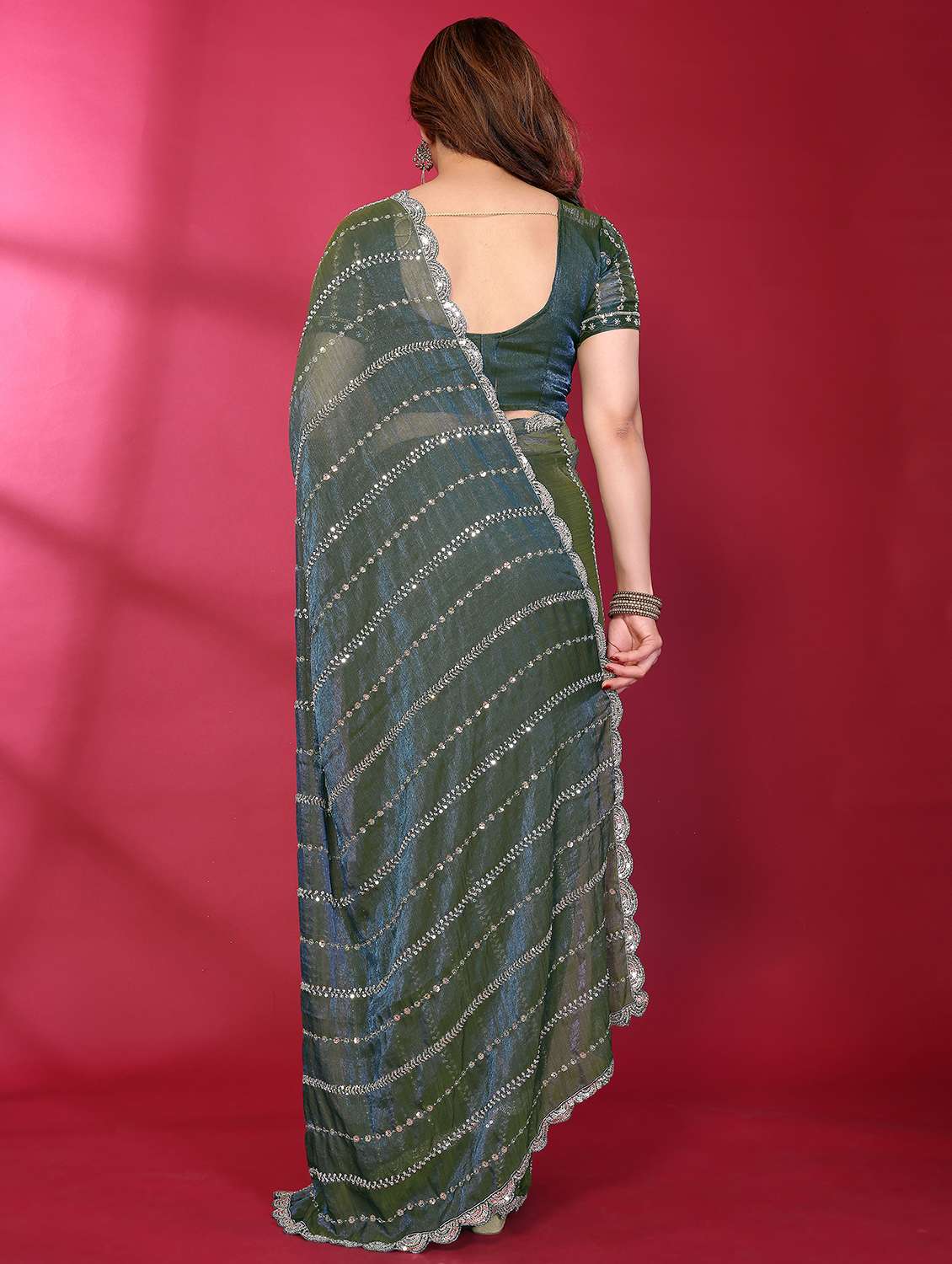 women solid with work embroidered saree with blouse - 22463554 -  Standard Image - 3