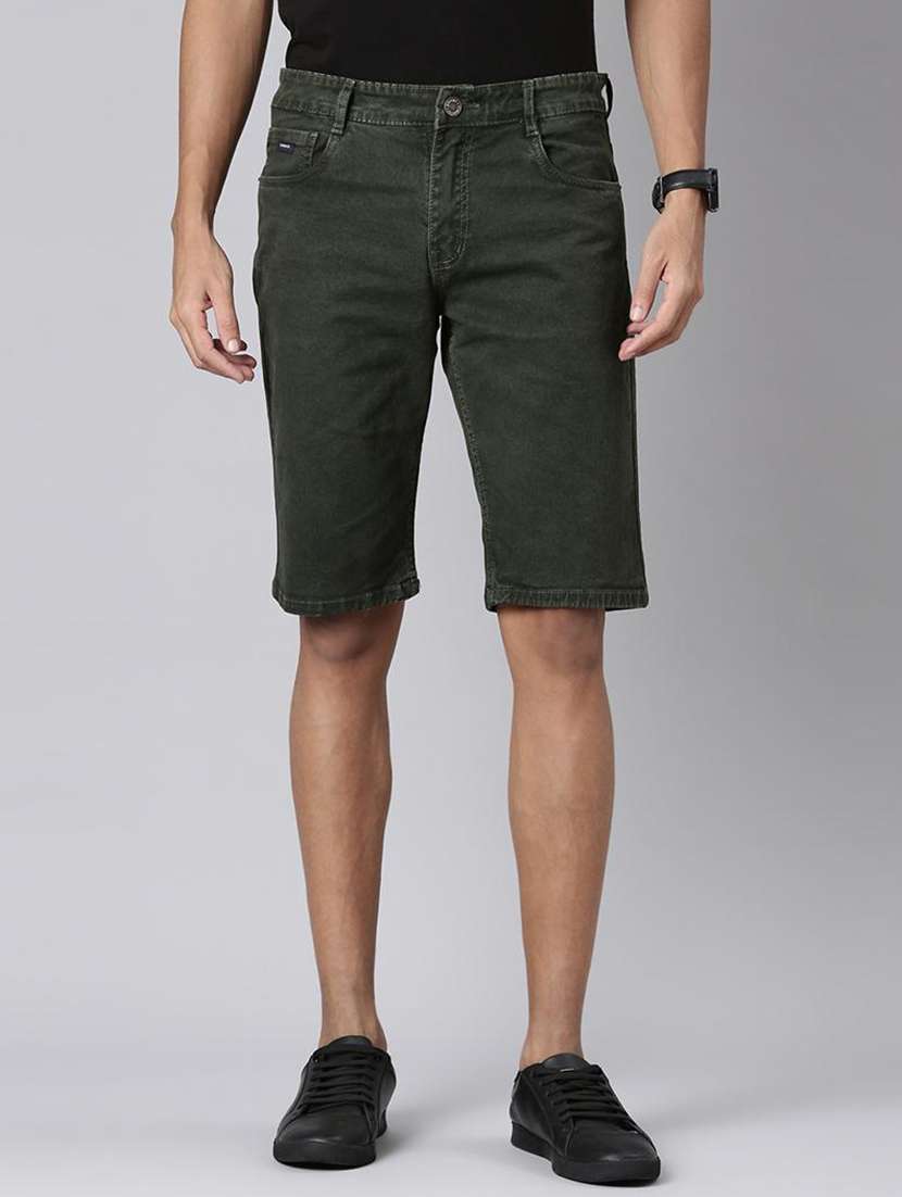 men black denim short