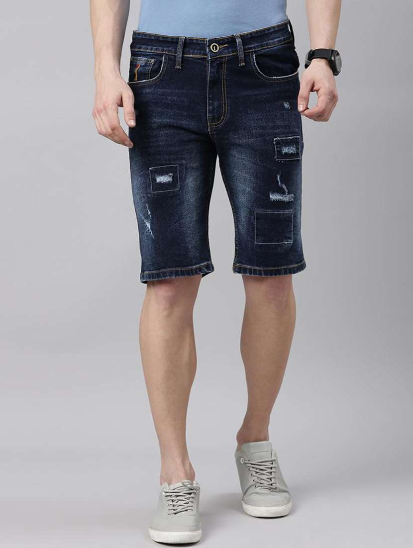 men distress mid rise regular fit shorts