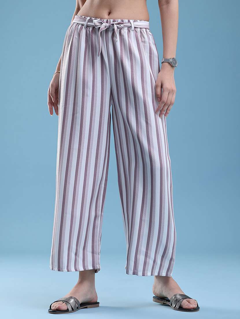 women printed mid rise wide leg trouser