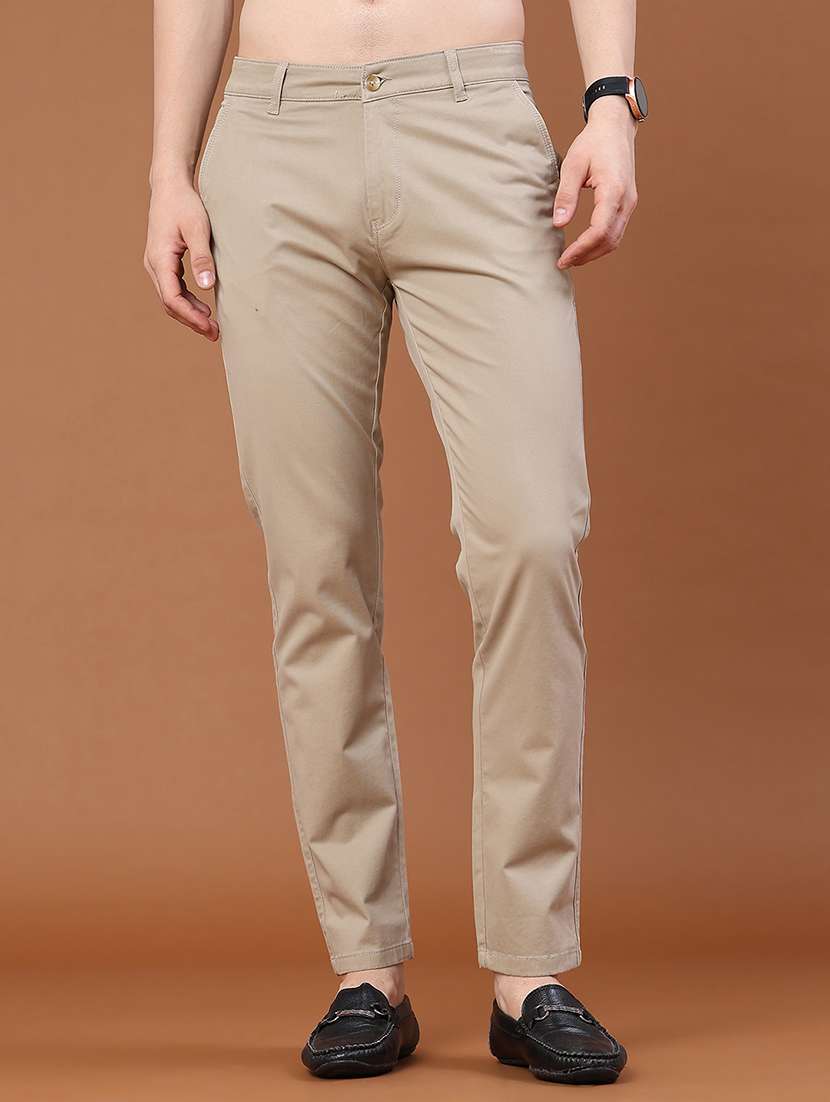 men solid mid rise chinos casual trouser