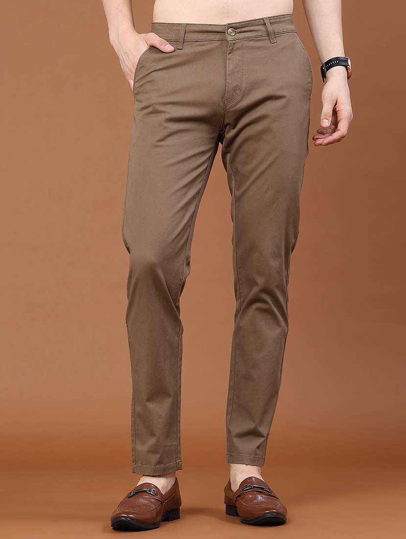 men solid mid rise chinos casual trouser