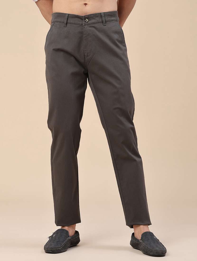 men solid mid rise chinos casual trouser