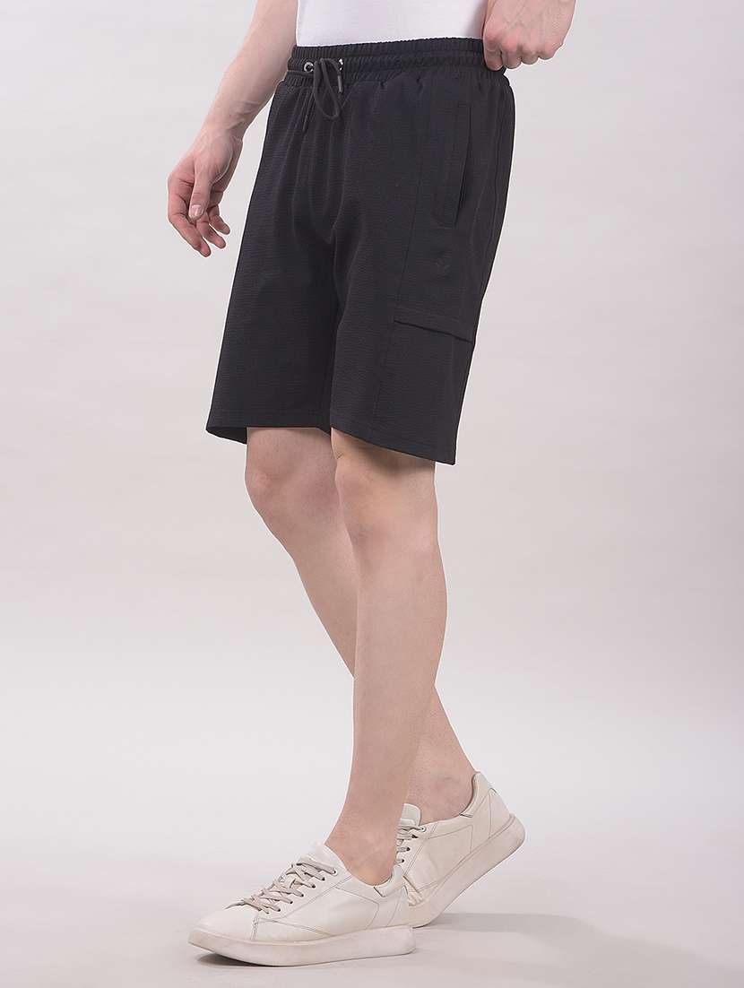 Men Solid Mid Rise Regular Fit Sport Shorts - 22465227 -  Standard Image - 3