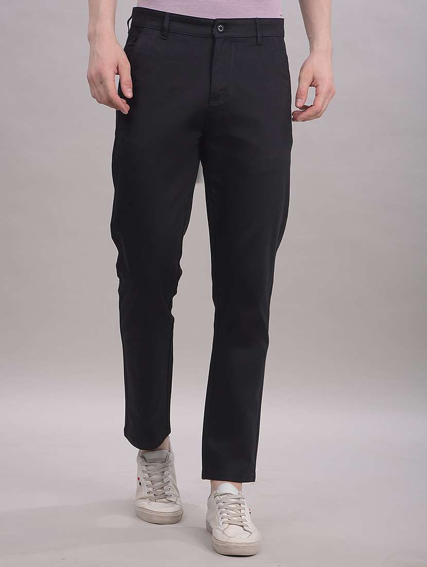 men solid mid rise chinos casual trouser