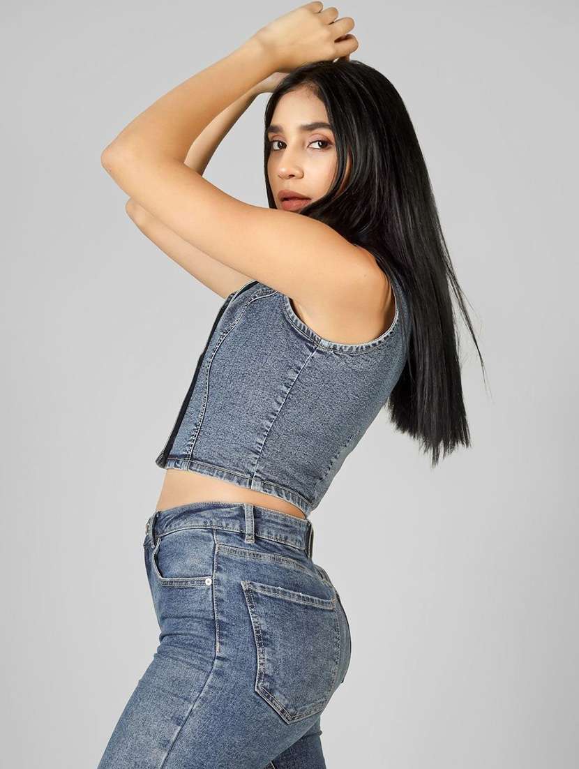 women solid blue cotton crop top - 22465915 -  Standard Image - 3