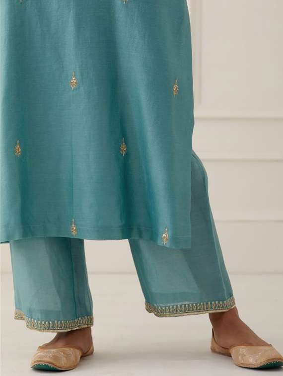 women blue kurta dupatta set - 22466303 -  Standard Image - 5