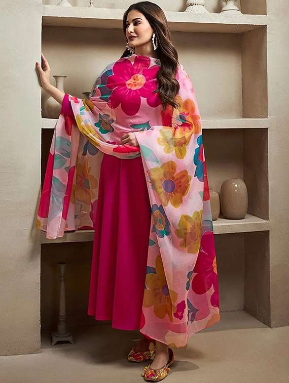 women pink kurta dupatta set - 22466310 -  Standard Image - 3