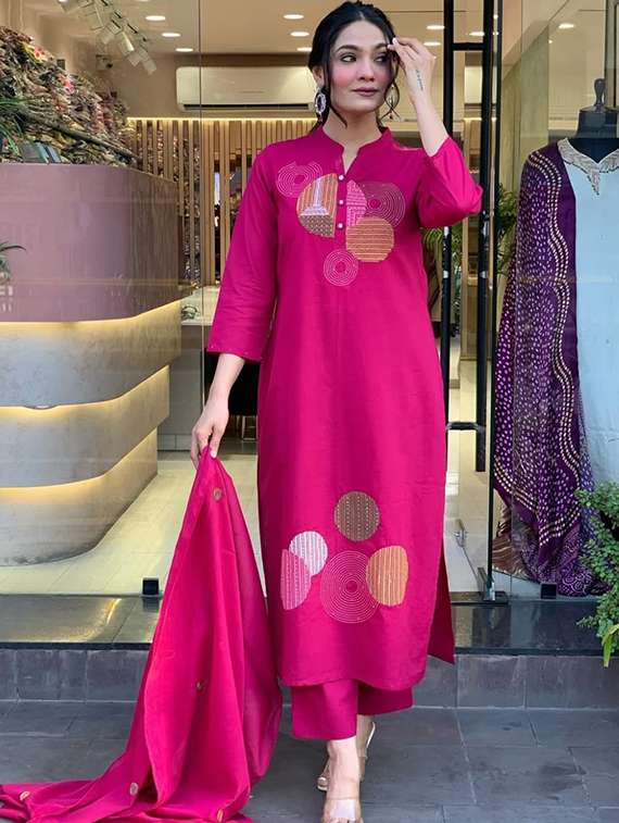 women pink kurta dupatta set - 22466327 -  Standard Image - 3