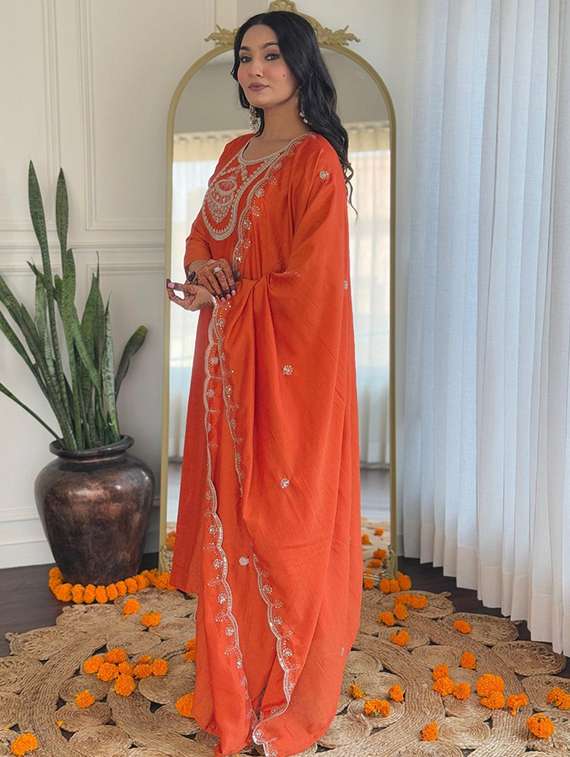 women orange kurta dupatta set - 22466332 -  Standard Image - 5