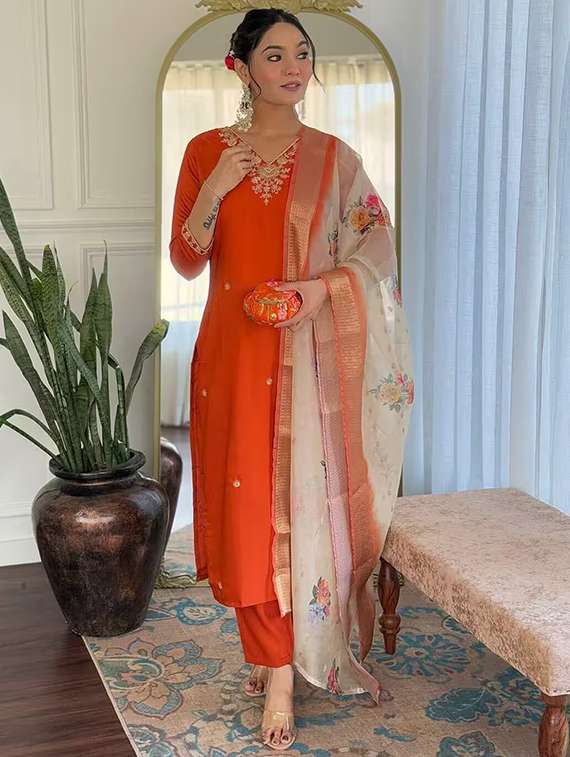 women orange kurta dupatta set - 22466333 -  Standard Image - 3