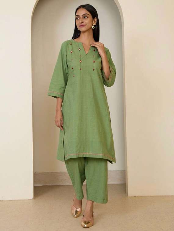 women green  self design kurta dupatta set