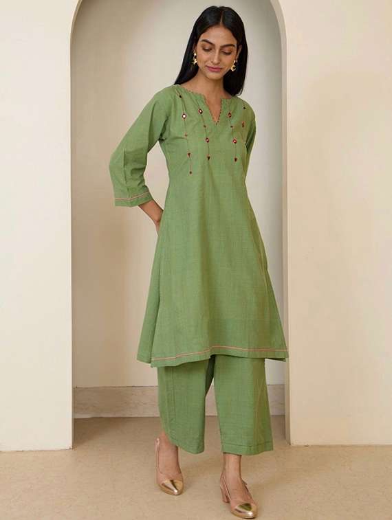 women green  self design kurta dupatta set - 22466345 -  Standard Image - 3