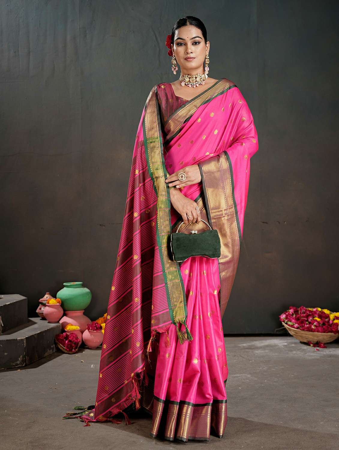 women pink embellished saree with blouse - 22467569 -  Standard Image - 3