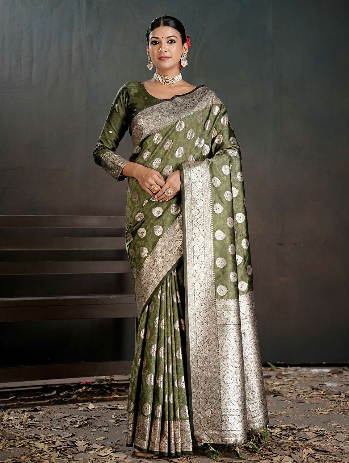 women green banarasi saree with blouse