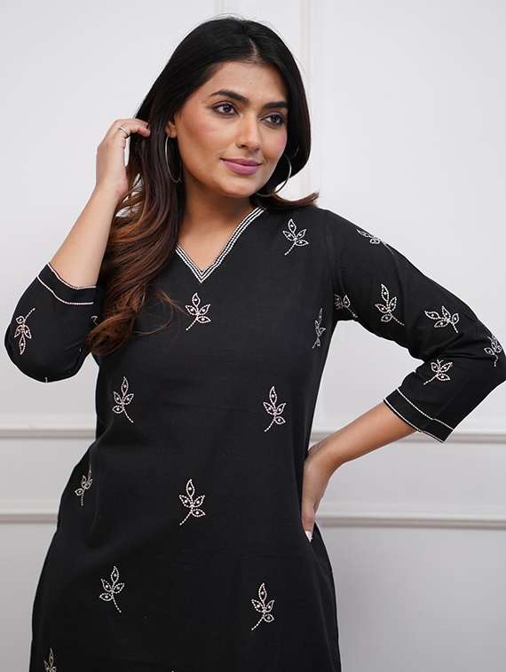 women printed black cotton blend top and trouser set co-ord - 22467641 -  Standard Image - 3