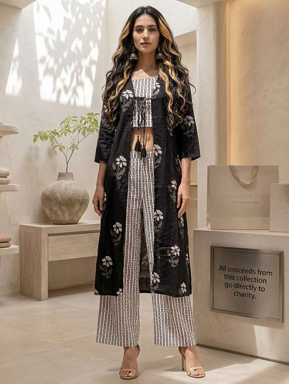women printed black cotton blend top and trouser set co-ord