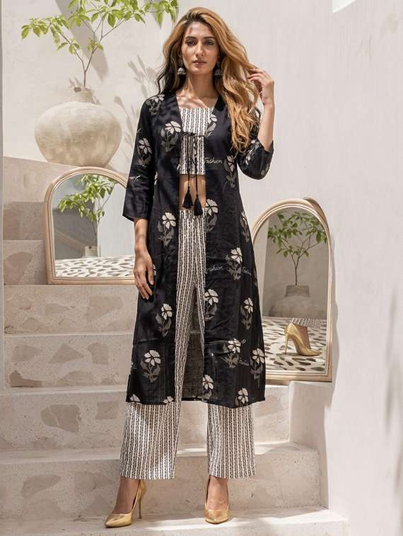 women printed black cotton blend top and trouser set co-ord - 22467645 -  Standard Image - 5