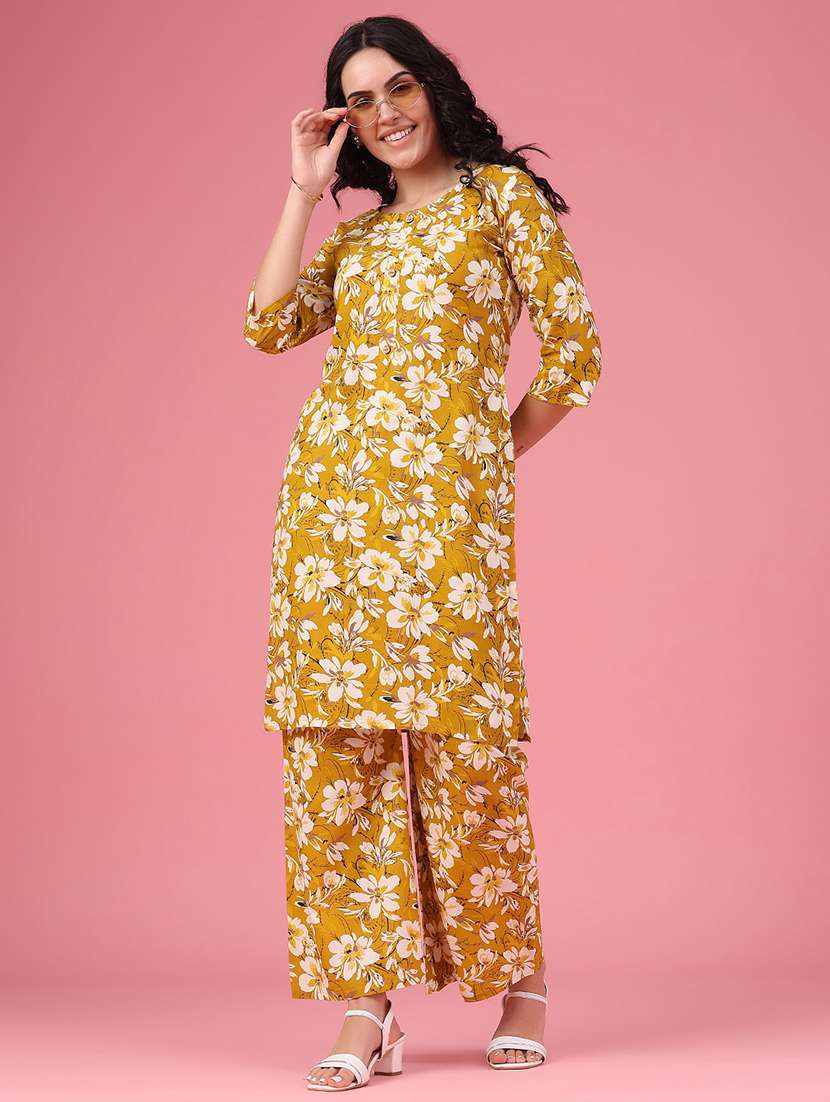 women printed three quarter sleeve ethnic co-ord set