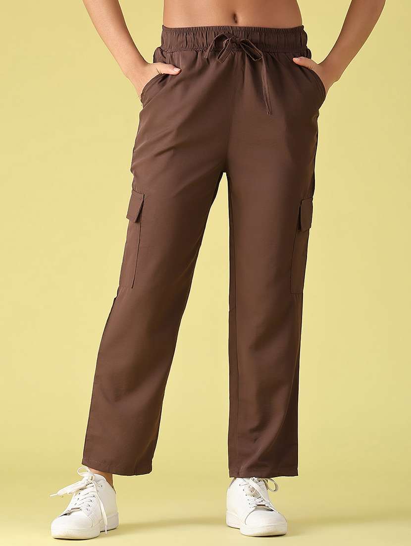 women solid mid rise regular fit cargo